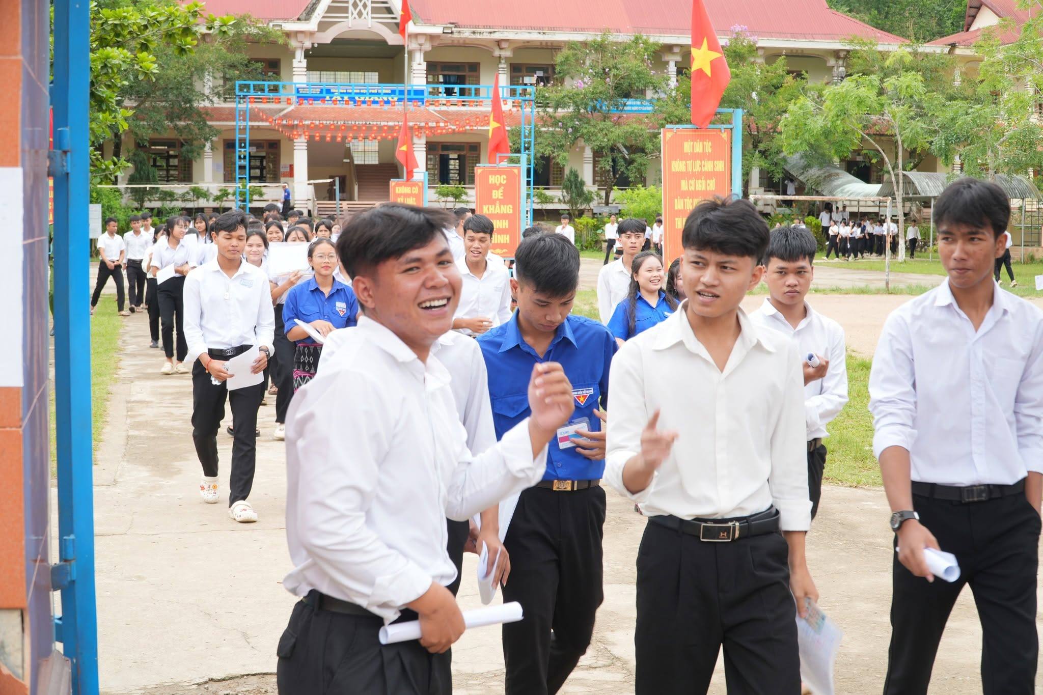 anh tin bai